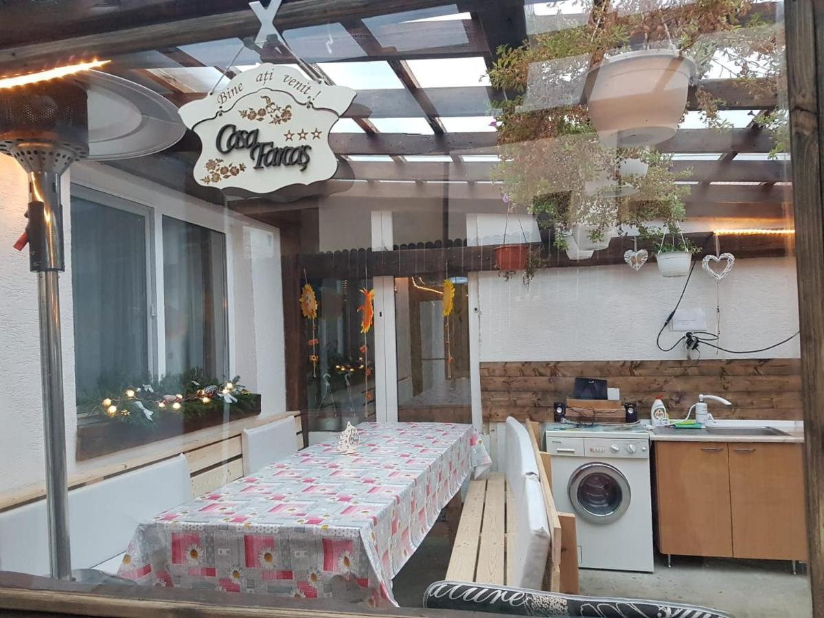 Casa Farcas Буштени Экстерьер фото